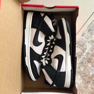 Nike Panda High tops Never worn brand new